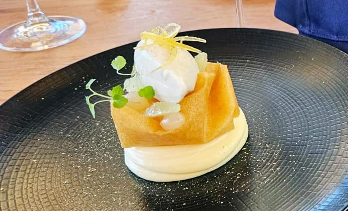 Yacht Mischievous dessert I
