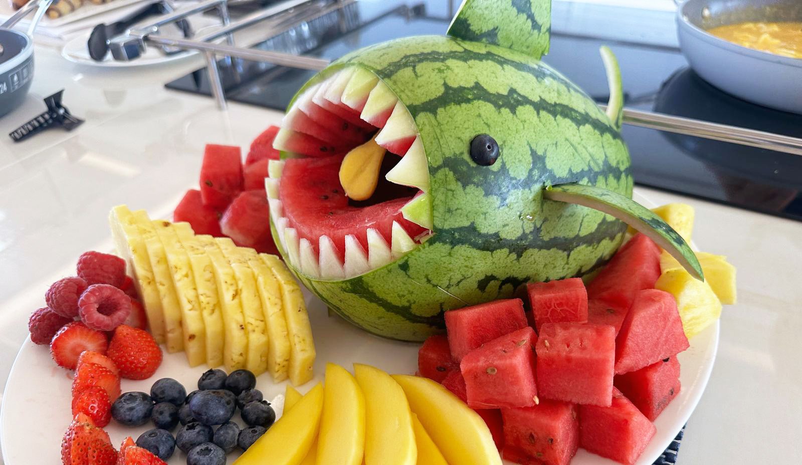 Yacht Mischievous fruit salad